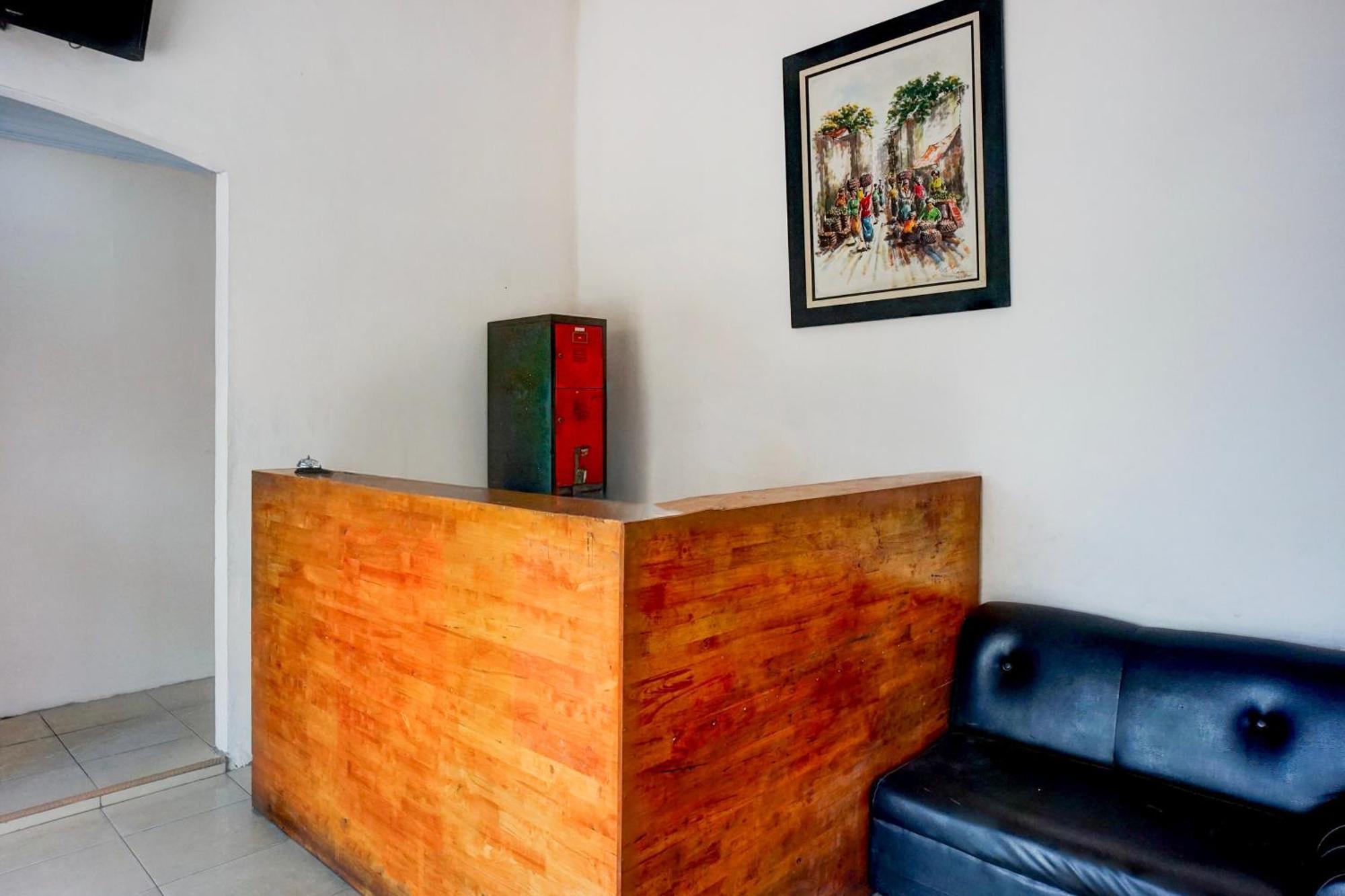 Hotel O Medan City Center Near Plaza Medan Fair Extérieur photo