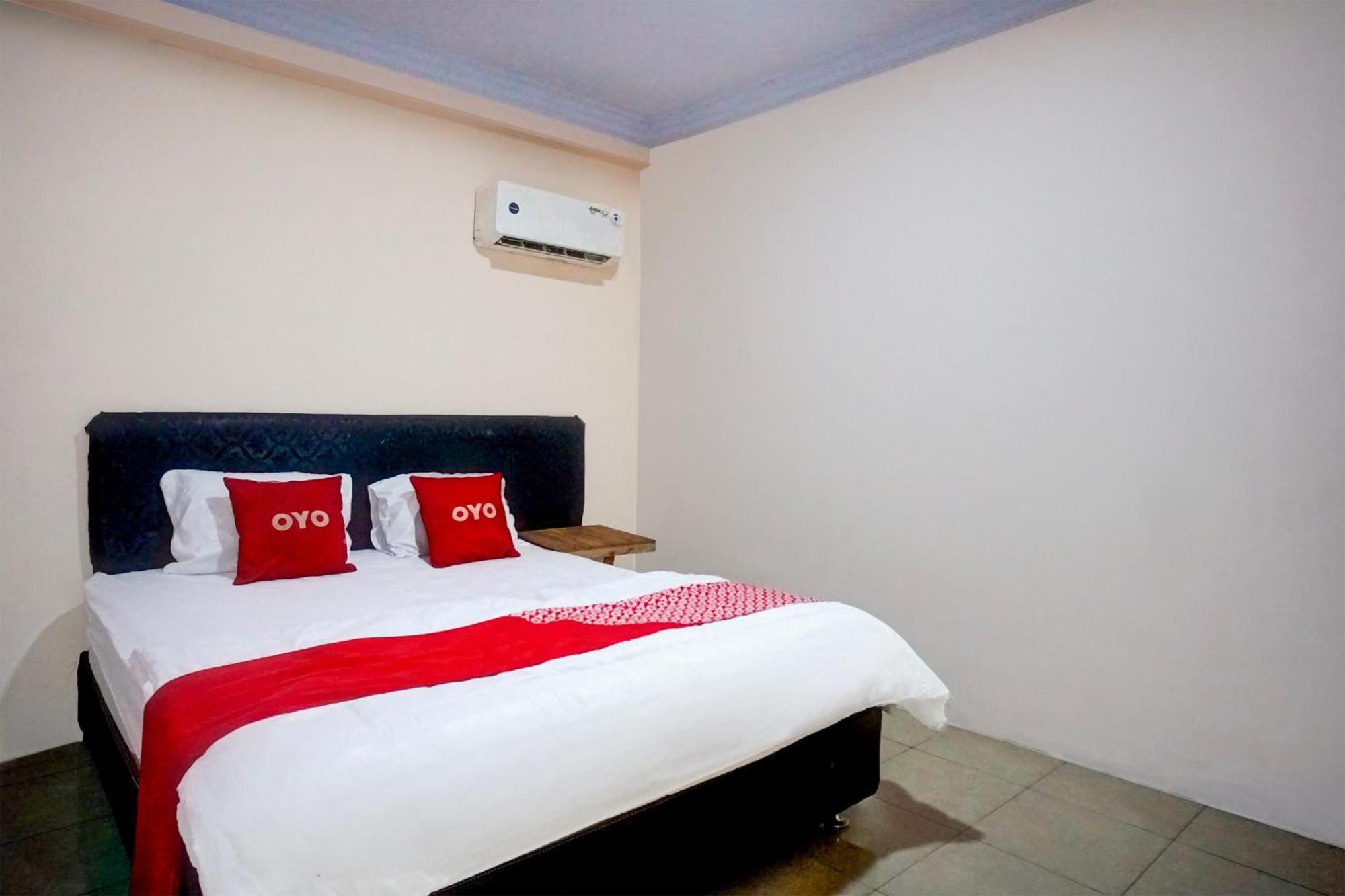 Hotel O Medan City Center Near Plaza Medan Fair Extérieur photo
